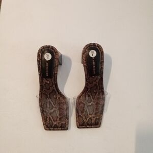 Good American Clear Slip On‎ Heels Brand New